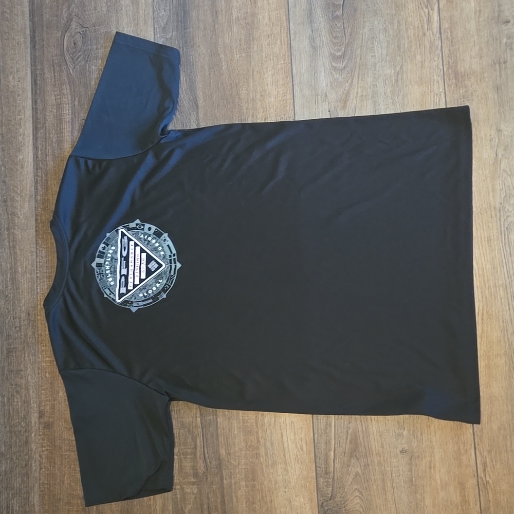 Columbia dry fit tee, youth XL